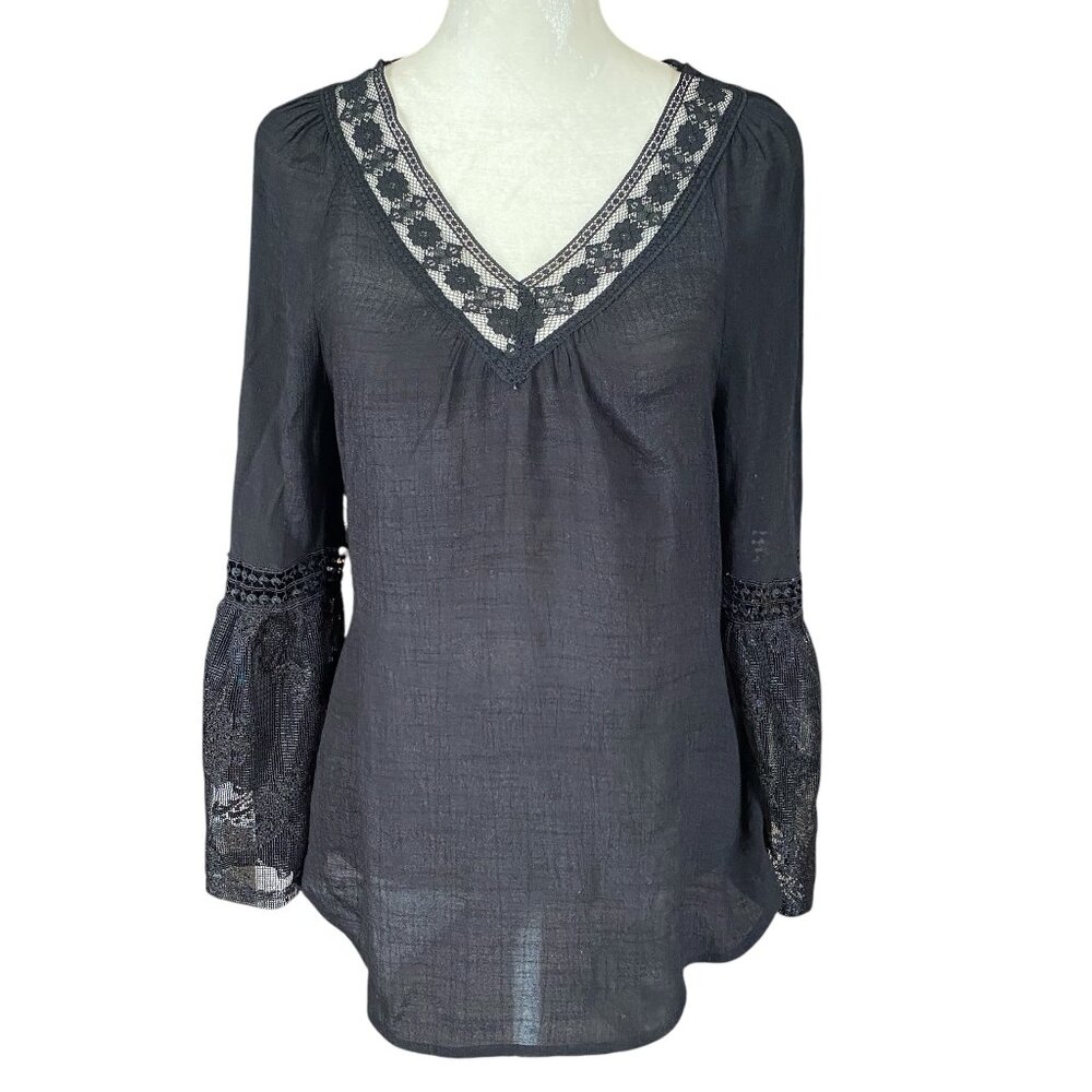 No Boundaries juniors M 7-9 black long sleeve v-neck blouse ties around the back
